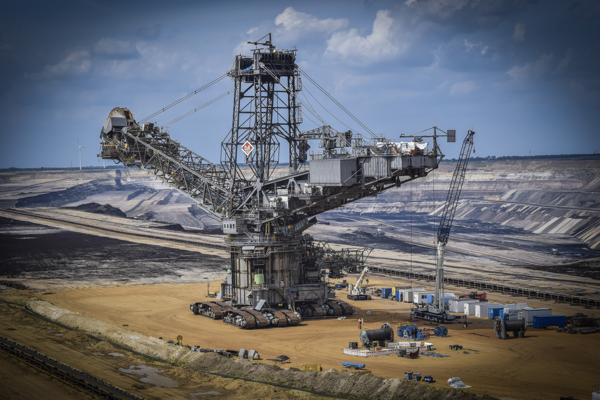 Synthetische Hochleistungsschmierstoffe für Bergbau und Rohstoffgewinnung