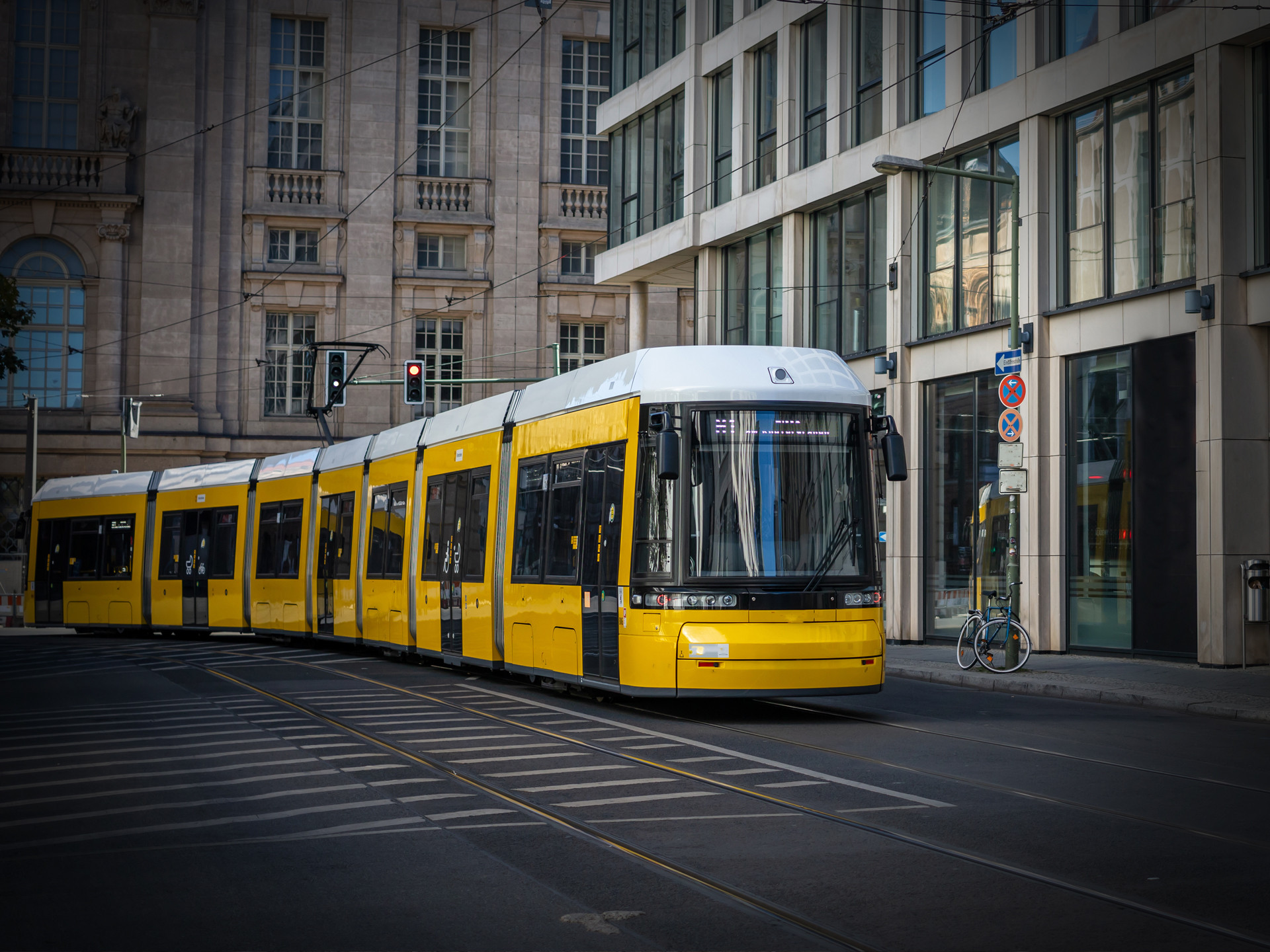 Synthetische Hochleistungsschmierstoffe für Straßenbahnen